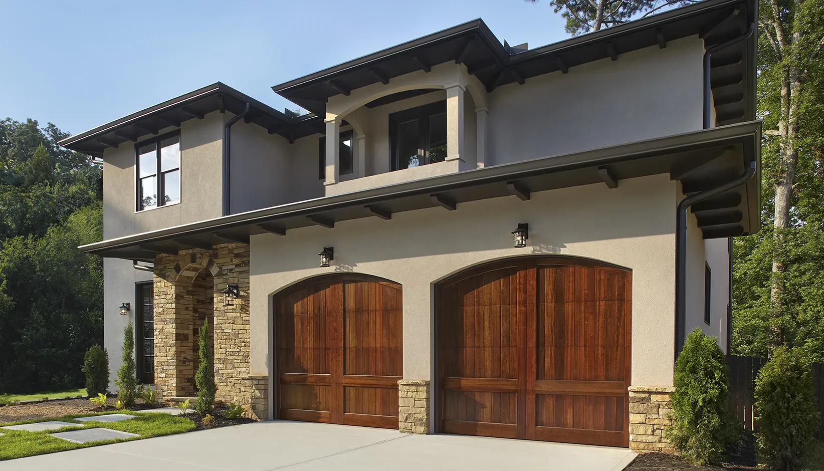 reserve-custom-solo-01-garage-door-822