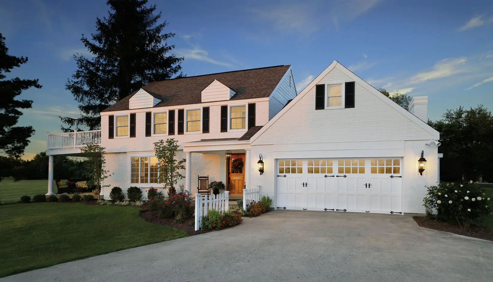 reserve-semi-custom-design3-sq23-window-hemlock-garage-door-822